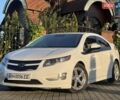 Белый Шевроле Вольт, объемом двигателя 1.4 л и пробегом 85 тыс. км за 9700 $, фото 1 на Automoto.ua