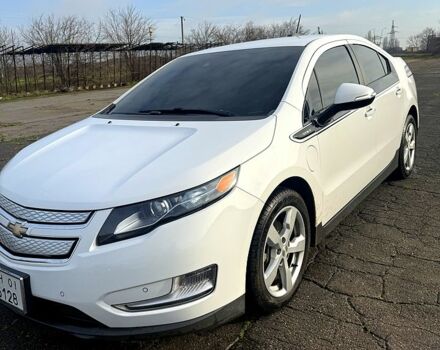 Белый Шевроле Вольт, объемом двигателя 1.4 л и пробегом 105 тыс. км за 12000 $, фото 2 на Automoto.ua