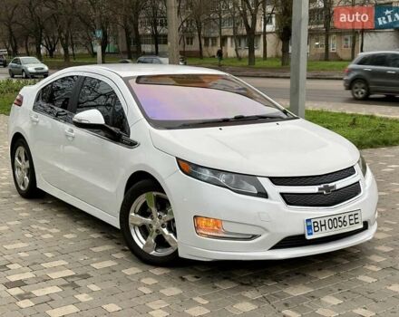Белый Шевроле Вольт, объемом двигателя 1.4 л и пробегом 85 тыс. км за 9999 $, фото 3 на Automoto.ua