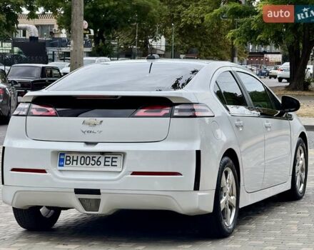 Белый Шевроле Вольт, объемом двигателя 1.4 л и пробегом 85 тыс. км за 9999 $, фото 10 на Automoto.ua