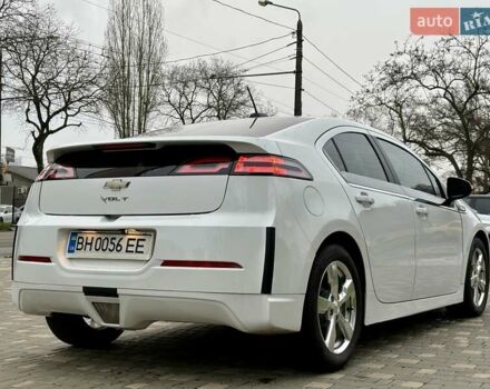 Белый Шевроле Вольт, объемом двигателя 1.4 л и пробегом 85 тыс. км за 9999 $, фото 17 на Automoto.ua