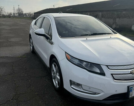 Белый Шевроле Вольт, объемом двигателя 1.4 л и пробегом 105 тыс. км за 12000 $, фото 1 на Automoto.ua
