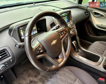 Белый Шевроле Вольт, объемом двигателя 1.4 л и пробегом 85 тыс. км за 9999 $, фото 39 на Automoto.ua