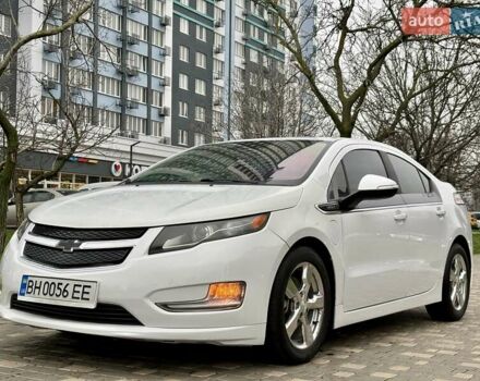 Белый Шевроле Вольт, объемом двигателя 1.4 л и пробегом 85 тыс. км за 9999 $, фото 75 на Automoto.ua