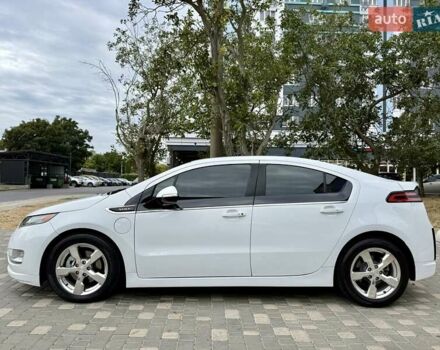 Белый Шевроле Вольт, объемом двигателя 1.4 л и пробегом 85 тыс. км за 9999 $, фото 2 на Automoto.ua