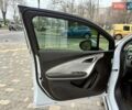 Белый Шевроле Вольт, объемом двигателя 1.4 л и пробегом 85 тыс. км за 9999 $, фото 33 на Automoto.ua