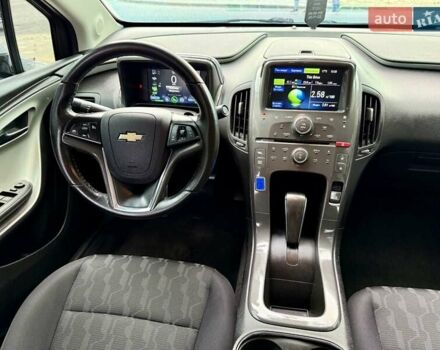 Белый Шевроле Вольт, объемом двигателя 1.4 л и пробегом 85 тыс. км за 9999 $, фото 58 на Automoto.ua