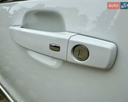 Белый Шевроле Вольт, объемом двигателя 1.4 л и пробегом 85 тыс. км за 9999 $, фото 67 на Automoto.ua