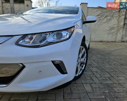 Білий Шевроле Вольт, об'ємом двигуна 1.5 л та пробігом 108 тис. км за 15500 $, фото 3 на Automoto.ua