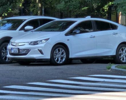 Шевроле Вольт 2016 в Ивано-Франковске на Automoto.ua Белый Шевроле Вольт, объемом двигателя 1.5 л и пробегом 180 тыс. км за 16999 $, фото 3 на Automoto.ua