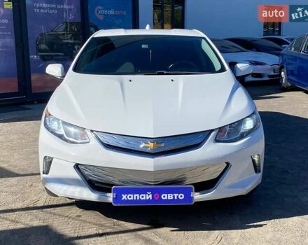 Шевроле Вольт 2016 в Виннице на Automoto.ua Белый Шевроле Вольт, объемом двигателя 1.49 л и пробегом 158 тыс. км за 13950 $, фото 1 на Automoto.ua