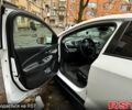 Белый Шевроле Вольт, объемом двигателя 1.5 л и пробегом 155 тыс. км за 15600 $, фото 6 на Automoto.ua
