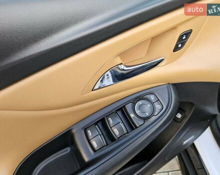 Білий Шевроле Вольт, об'ємом двигуна 1.5 л та пробігом 108 тис. км за 15500 $, фото 44 на Automoto.ua