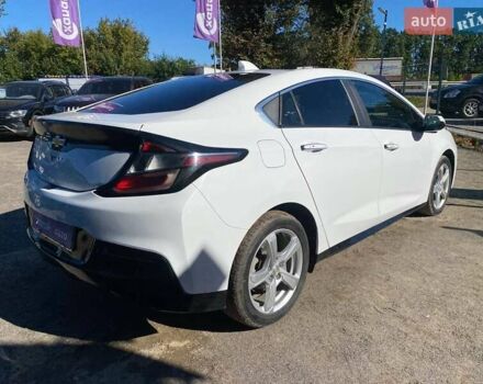 Белый Шевроле Вольт, объемом двигателя 1.49 л и пробегом 158 тыс. км за 12500 $, фото 4 на Automoto.ua