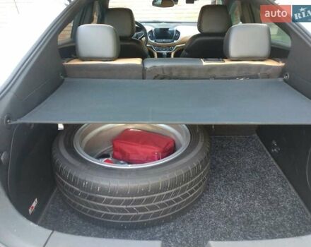 Белый Шевроле Вольт, объемом двигателя 1.49 л и пробегом 141 тыс. км за 16000 $, фото 12 на Automoto.ua