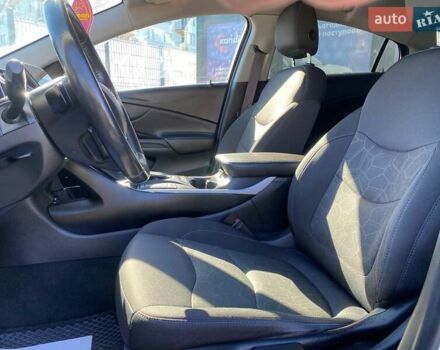 Шевроле Вольт 2016 в Виннице на Automoto.ua Белый Шевроле Вольт, объемом двигателя 1.49 л и пробегом 158 тыс. км за 13950 $, фото 14 на Automoto.ua