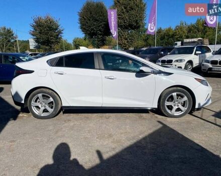 Белый Шевроле Вольт, объемом двигателя 1.49 л и пробегом 158 тыс. км за 12500 $, фото 3 на Automoto.ua