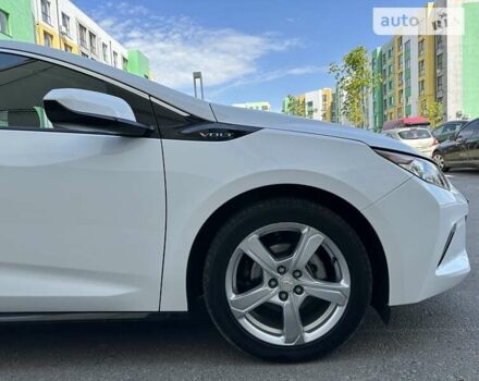 Белый Шевроле Вольт, объемом двигателя 0 л и пробегом 135 тыс. км за 16900 $, фото 33 на Automoto.ua