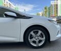 Белый Шевроле Вольт, объемом двигателя 1.5 л и пробегом 136 тыс. км за 15499 $, фото 32 на Automoto.ua