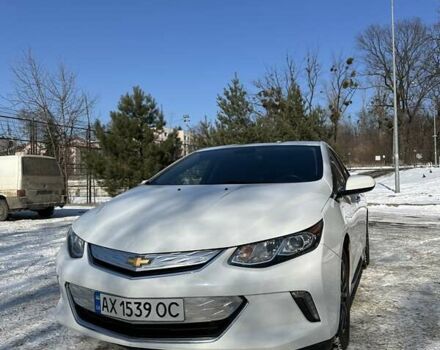 Белый Шевроле Вольт, объемом двигателя 1.49 л и пробегом 101 тыс. км за 16999 $, фото 1 на Automoto.ua