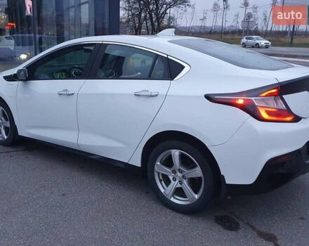 Белый Шевроле Вольт, объемом двигателя 1.5 л и пробегом 93 тыс. км за 15300 $, фото 1 на Automoto.ua