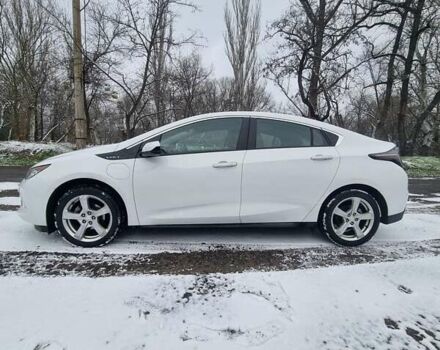 Белый Шевроле Вольт, объемом двигателя 1.5 л и пробегом 154 тыс. км за 14900 $, фото 1 на Automoto.ua
