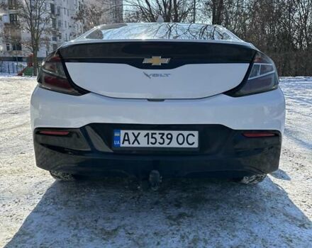 Белый Шевроле Вольт, объемом двигателя 1.49 л и пробегом 101 тыс. км за 16999 $, фото 10 на Automoto.ua