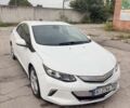 Белый Шевроле Вольт, объемом двигателя 1.5 л и пробегом 95 тыс. км за 17500 $, фото 1 на Automoto.ua