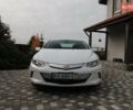 Белый Шевроле Вольт, объемом двигателя 1.49 л и пробегом 84 тыс. км за 15000 $, фото 1 на Automoto.ua
