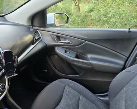 Білий Шевроле Вольт, об'ємом двигуна 1.49 л та пробігом 206 тис. км за 16000 $, фото 14 на Automoto.ua