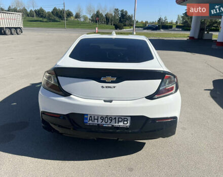 Білий Шевроле Вольт, об'ємом двигуна 1.49 л та пробігом 128 тис. км за 15500 $, фото 6 на Automoto.ua