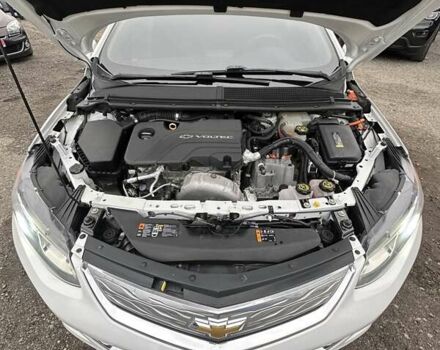 Білий Шевроле Вольт, об'ємом двигуна 1.49 л та пробігом 95 тис. км за 18400 $, фото 41 на Automoto.ua