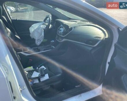 Белый Шевроле Вольт, объемом двигателя 1.49 л и пробегом 218 тыс. км за 13500 $, фото 20 на Automoto.ua