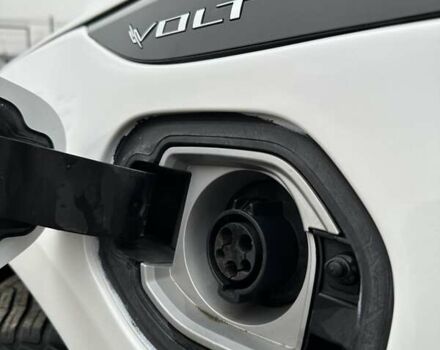 Білий Шевроле Вольт, об'ємом двигуна 1.49 л та пробігом 95 тис. км за 18400 $, фото 23 на Automoto.ua