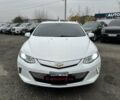 Белый Шевроле Вольт, объемом двигателя 1.49 л и пробегом 95 тыс. км за 18400 $, фото 1 на Automoto.ua