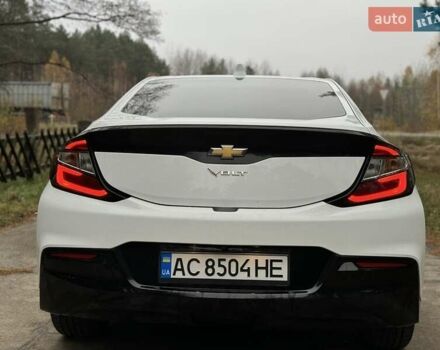 Белый Шевроле Вольт, объемом двигателя 1.5 л и пробегом 144 тыс. км за 14999 $, фото 7 на Automoto.ua