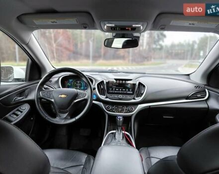 Белый Шевроле Вольт, объемом двигателя 1.49 л и пробегом 218 тыс. км за 13500 $, фото 11 на Automoto.ua