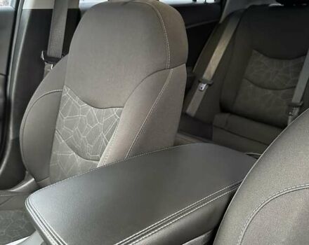 Білий Шевроле Вольт, об'ємом двигуна 1.49 л та пробігом 95 тис. км за 18400 $, фото 19 на Automoto.ua