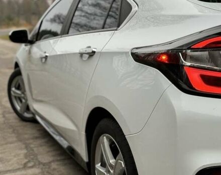 Белый Шевроле Вольт, объемом двигателя 1.5 л и пробегом 144 тыс. км за 14999 $, фото 10 на Automoto.ua