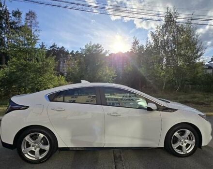 Білий Шевроле Вольт, об'ємом двигуна 1.49 л та пробігом 206 тис. км за 16000 $, фото 2 на Automoto.ua