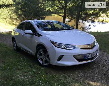 Белый Шевроле Вольт, объемом двигателя 1.49 л и пробегом 80 тыс. км за 14900 $, фото 9 на Automoto.ua