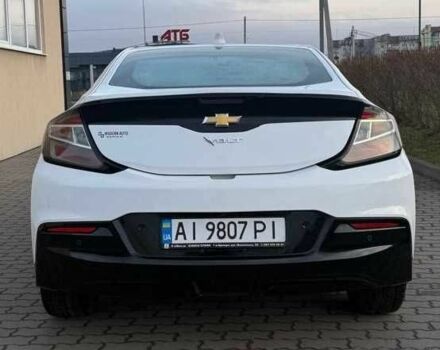 Белый Шевроле Вольт, объемом двигателя 1.5 л и пробегом 121 тыс. км за 16600 $, фото 3 на Automoto.ua