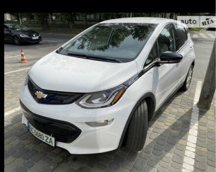 Белый Шевроле Вольт, объемом двигателя 0 л и пробегом 65 тыс. км за 14300 $, фото 1 на Automoto.ua