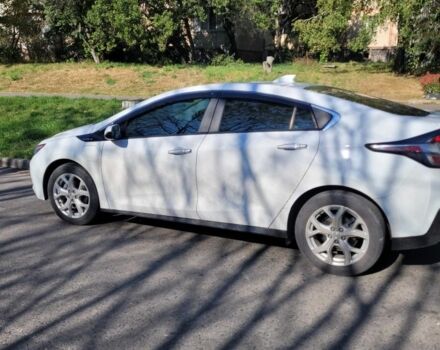 Белый Шевроле Вольт, объемом двигателя 1.5 л и пробегом 110 тыс. км за 17900 $, фото 2 на Automoto.ua