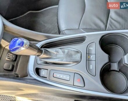 Белый Шевроле Вольт, объемом двигателя 1.49 л и пробегом 106 тыс. км за 16500 $, фото 13 на Automoto.ua