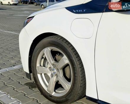 Белый Шевроле Вольт, объемом двигателя 1.49 л и пробегом 106 тыс. км за 16500 $, фото 14 на Automoto.ua