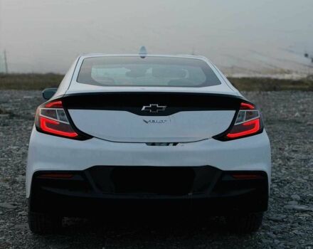 Белый Шевроле Вольт, объемом двигателя 1.5 л и пробегом 33 тыс. км за 11200 $, фото 3 на Automoto.ua