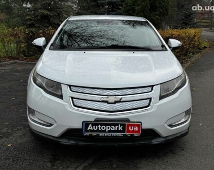 Белый Шевроле Вольт, объемом двигателя 1.4 л и пробегом 171 тыс. км за 10690 $, фото 1 на Automoto.ua