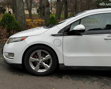 Белый Шевроле Вольт, объемом двигателя 1.4 л и пробегом 171 тыс. км за 10690 $, фото 9 на Automoto.ua