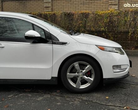 Белый Шевроле Вольт, объемом двигателя 1.4 л и пробегом 171 тыс. км за 10690 $, фото 3 на Automoto.ua
